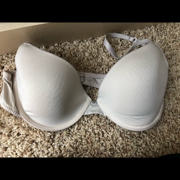 Bras - Picture 3 of 4